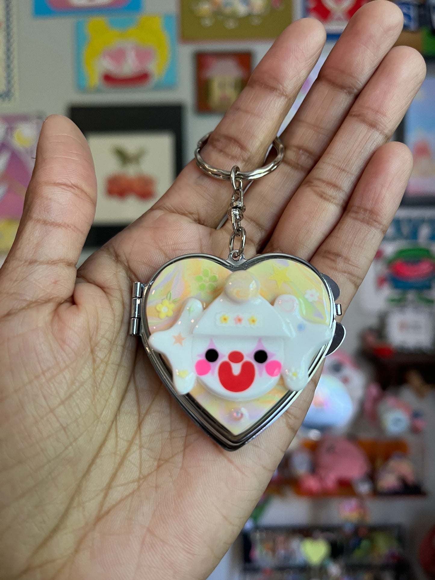 Daisy Mae Heart Keychain Mirror