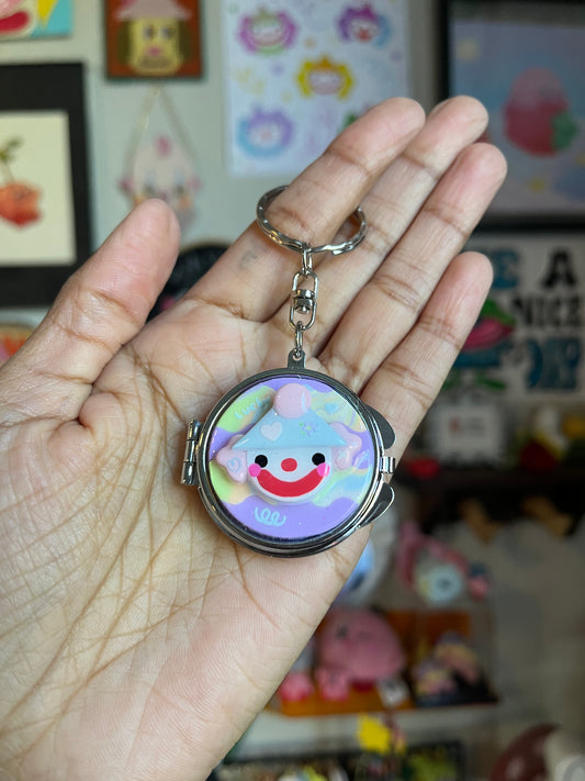 Darlie Keychain Mirror