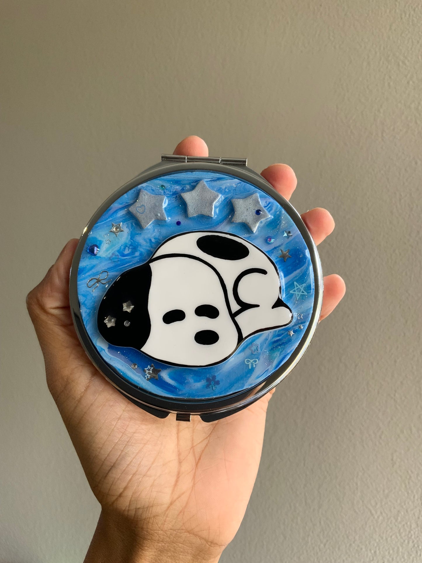 Sleepy Snoopy Big Pill Case