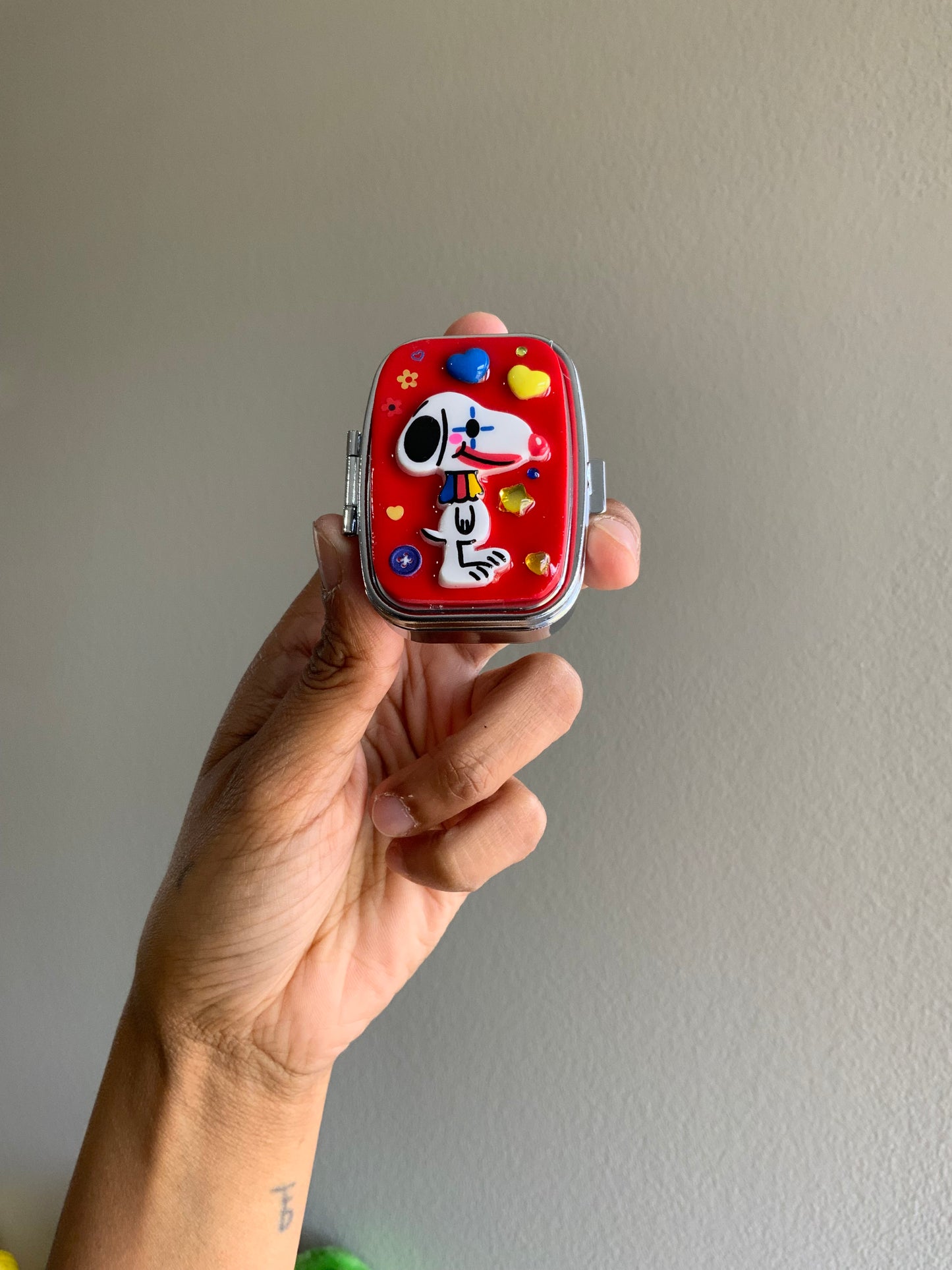 Primary Snoopy Pill Case