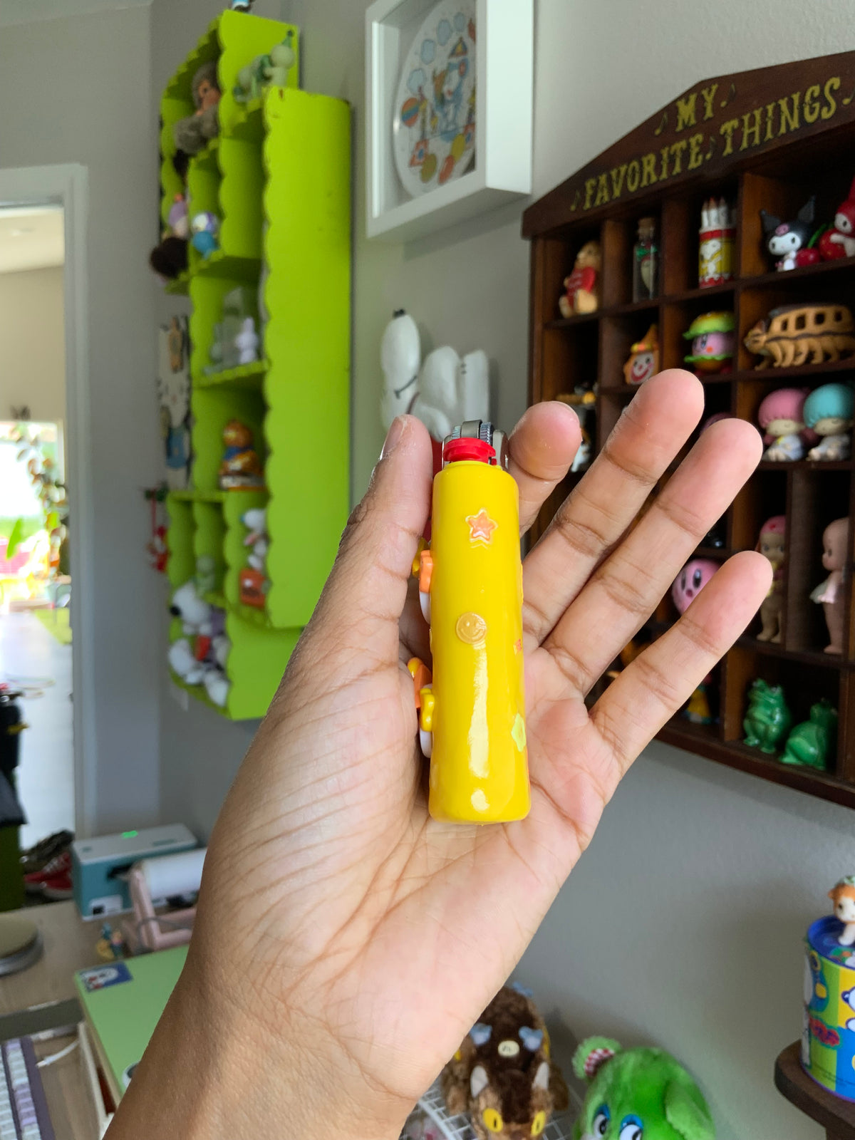 Sunshine Lighter Case w/ Lighter