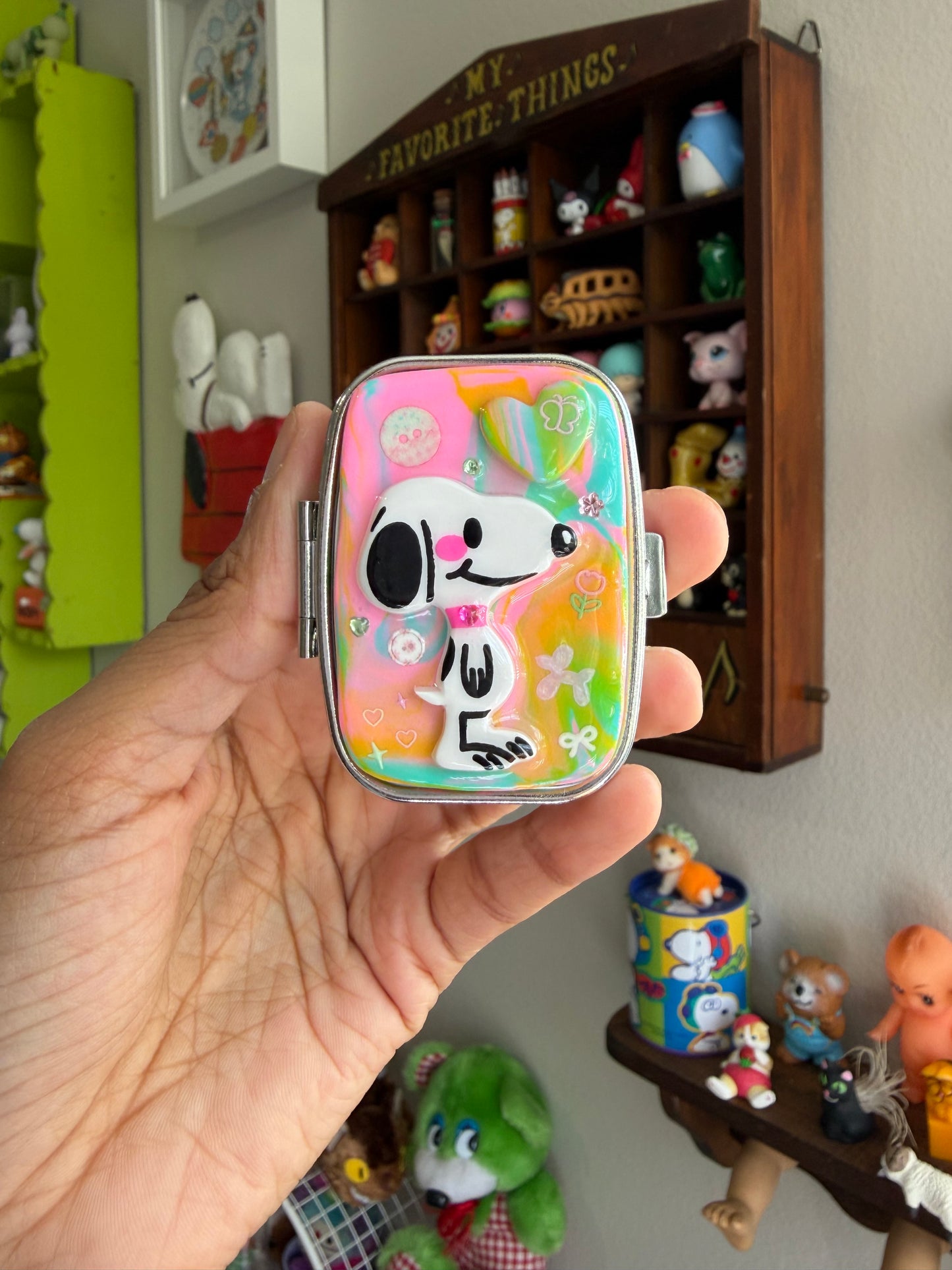 Happy Snoop Pill Case