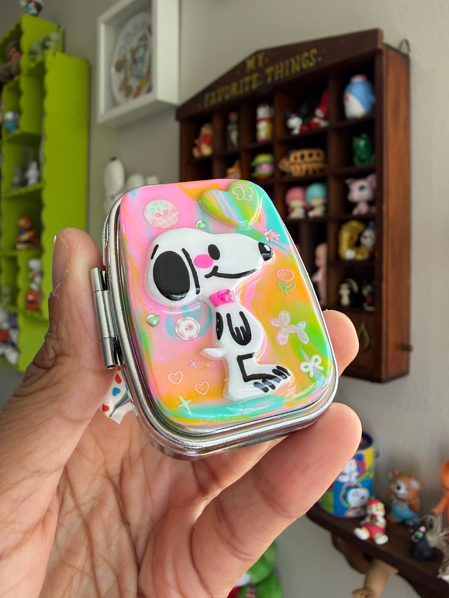 Happy Snoop Pill Case