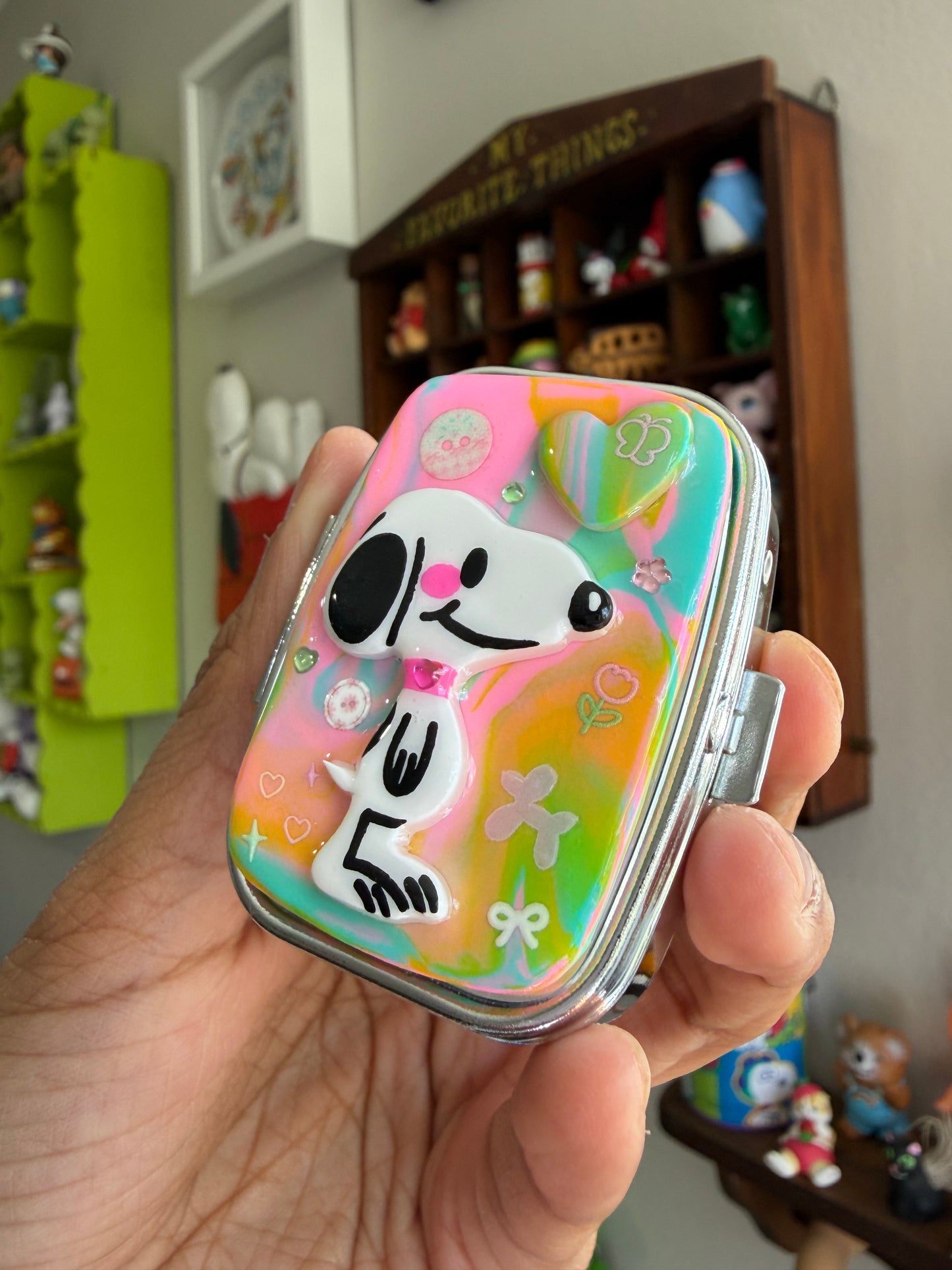Happy Snoop Pill Case